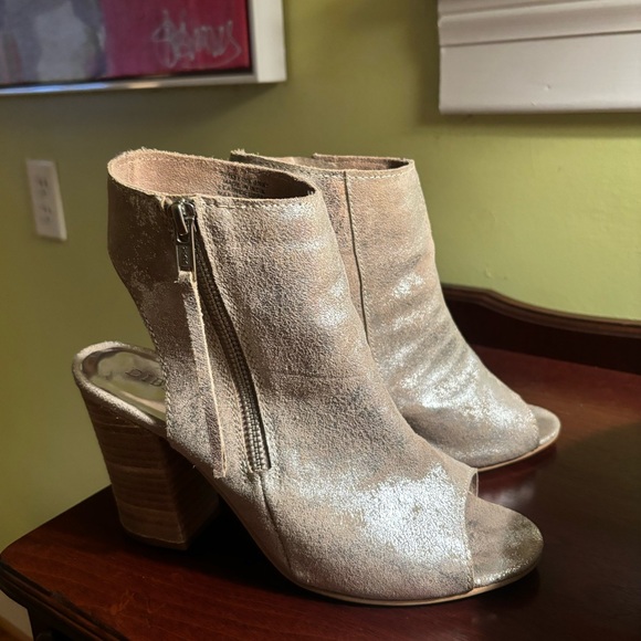 Diba True size 8 excellent condition metallic - Picture 3 of 3